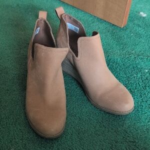 Women's Tan Ankle Boots